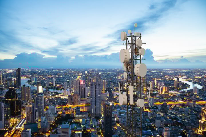 📡 Top 6 Infrastructure Challenges Facing Mobile Network Operators